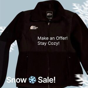 Women’s The North Face Fleece Zippered Jacket